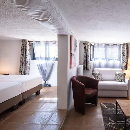 Casa9 Otel 4*